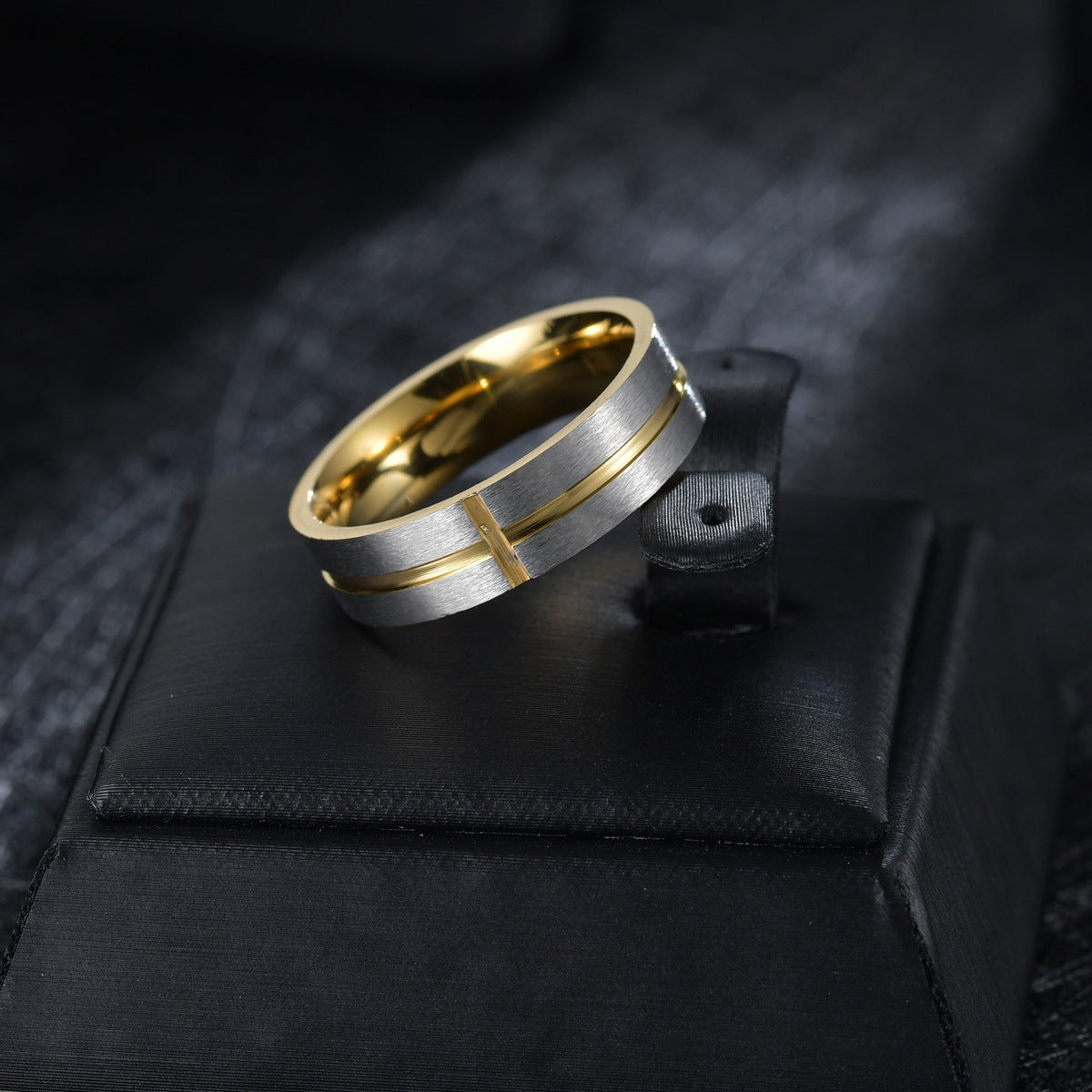 Dazzling Design by DD Ring JAEL