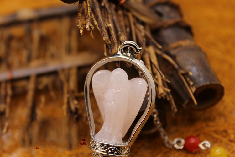 Dazzling Design by DD Edelstein-Pendel SEELENWIND